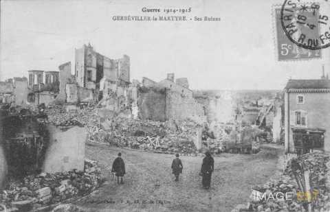 Carrefour en ruines (Gerbéviller)